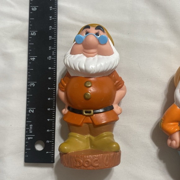 🍎 Disney Seven Dwarfs Figurine Set - Picture 2 of 12